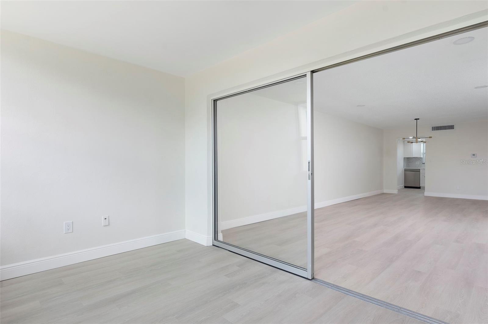 1225 58th St N #203a Property Photo 10