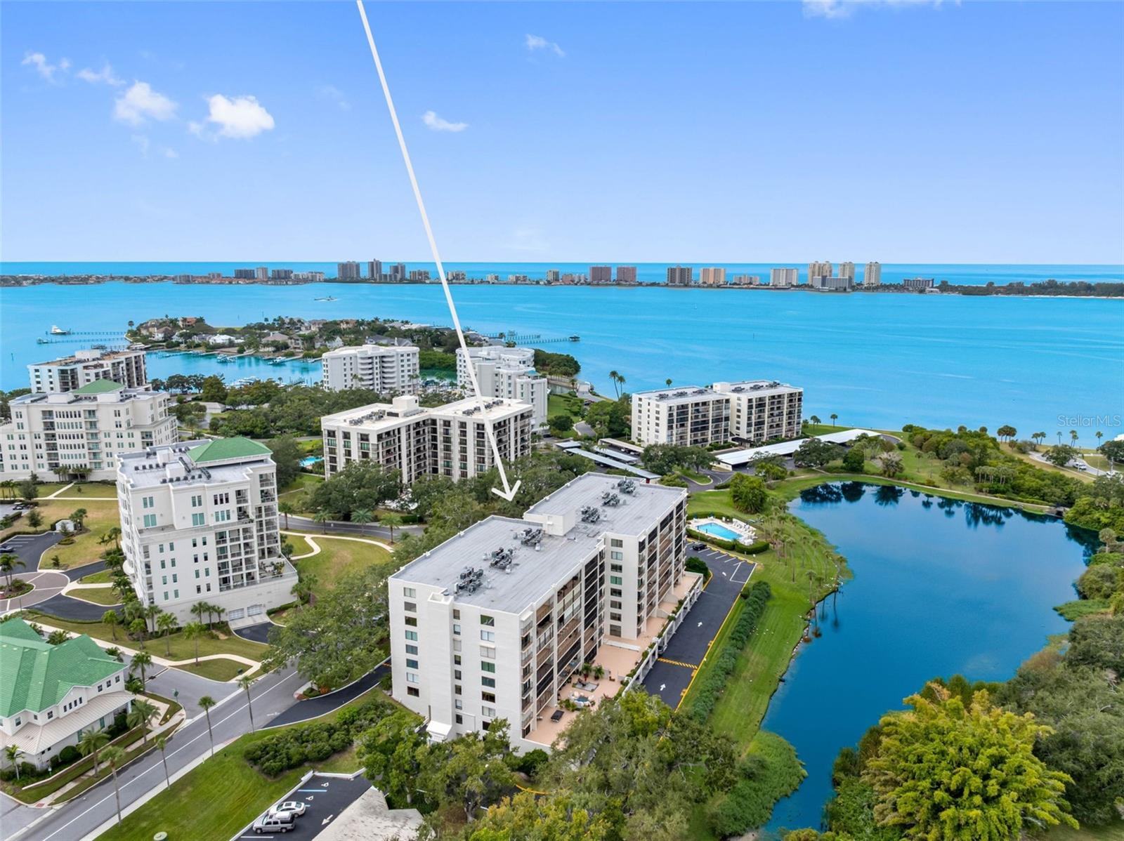 220 Belleview Blvd #412 Property Photo