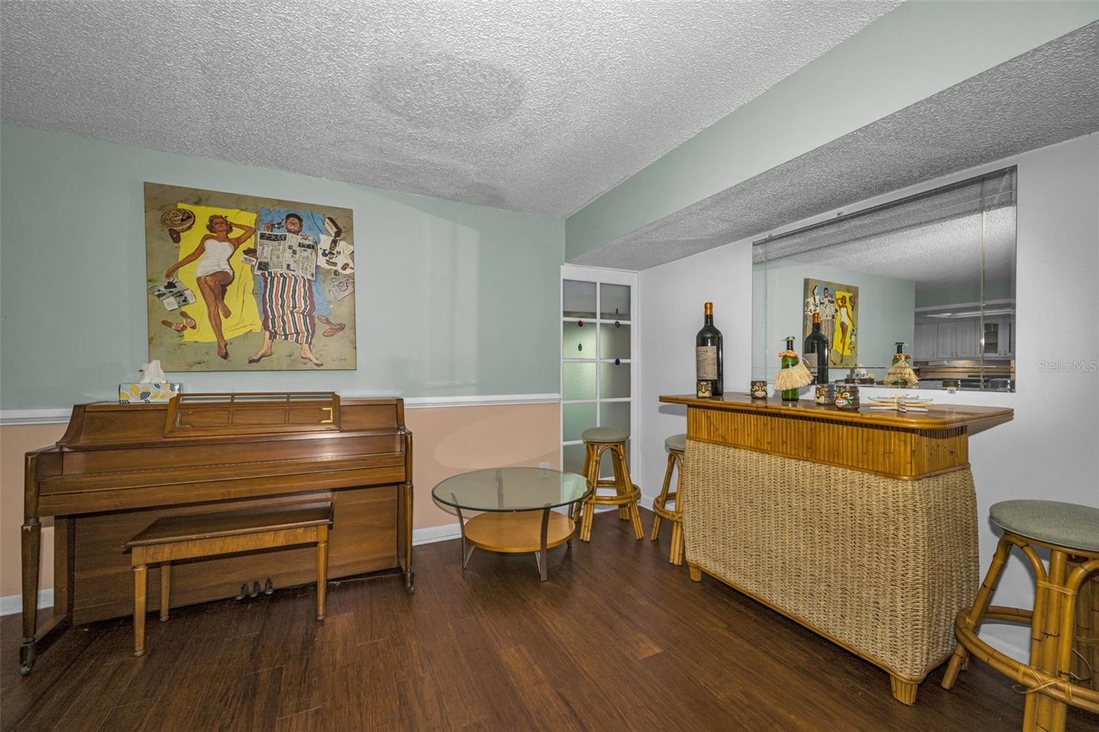 851 Bayway Blvd #101 Property Photo 7