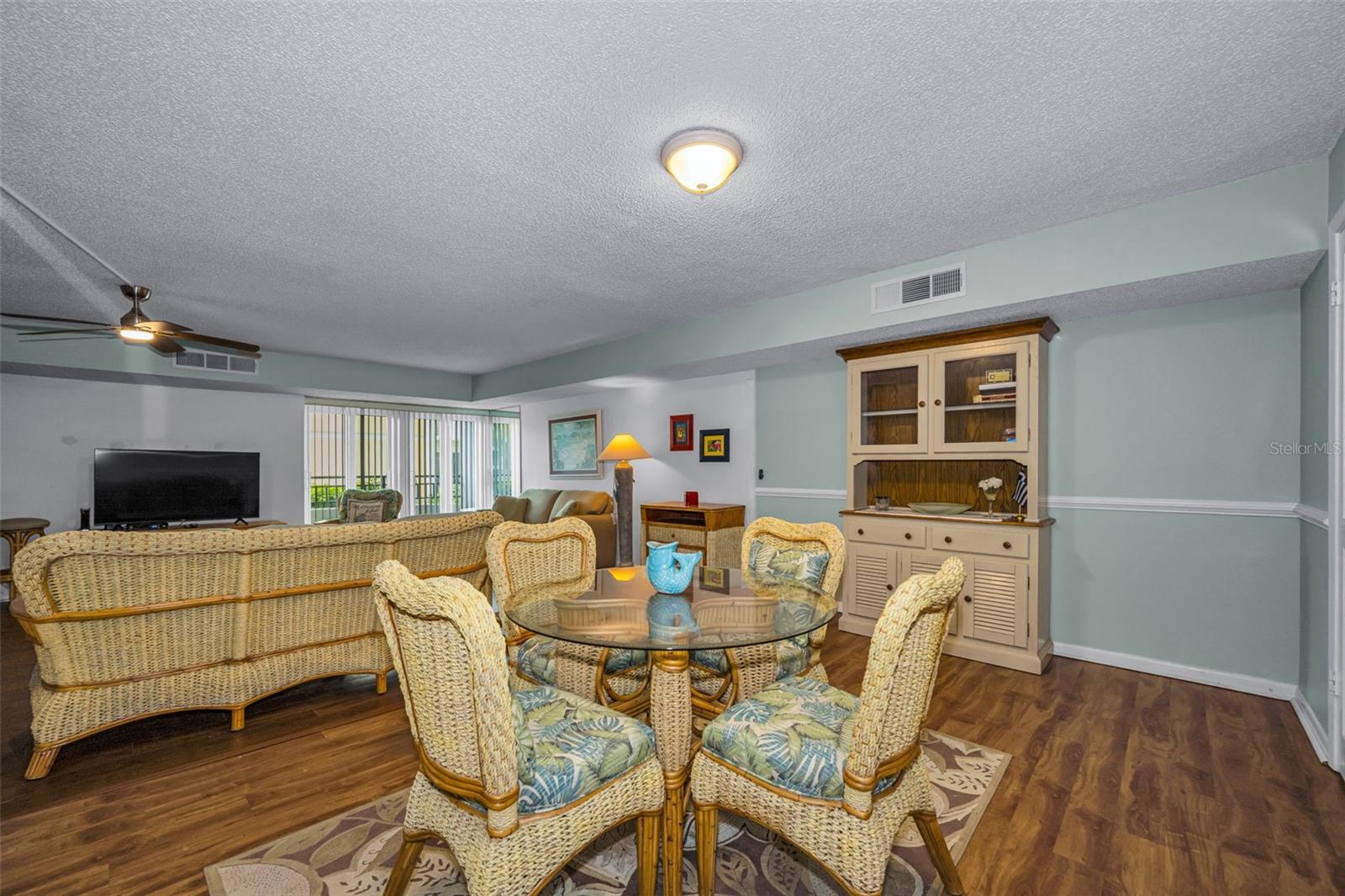 851 Bayway Blvd #101 Property Photo 8