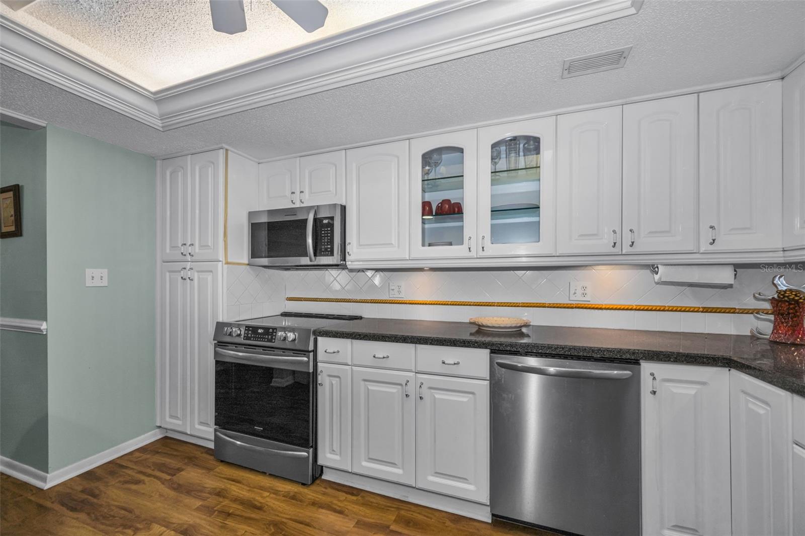 851 Bayway Blvd #101 Property Photo 13