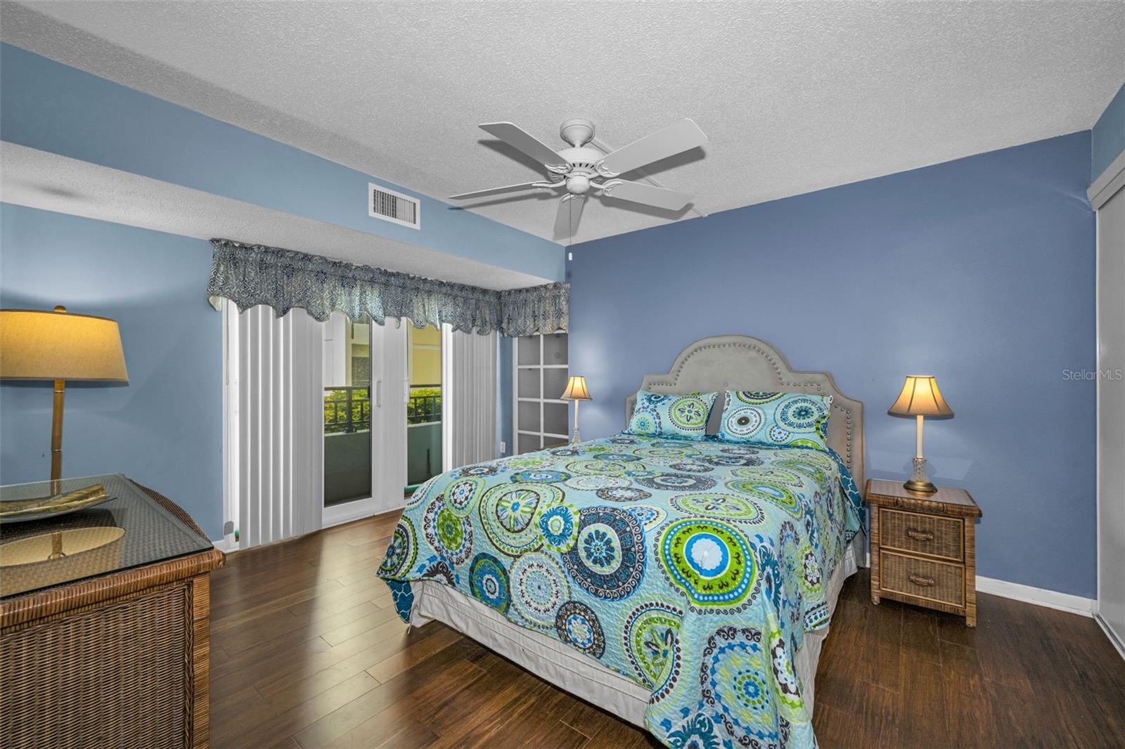 851 Bayway Blvd #101 Property Photo 21