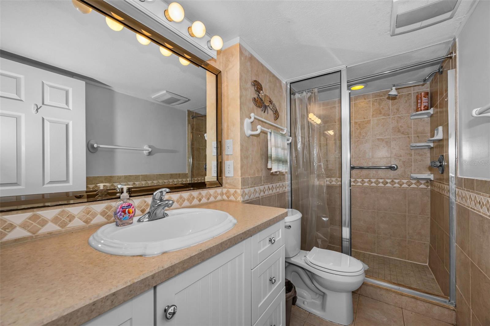 851 Bayway Blvd #101 Property Photo 22