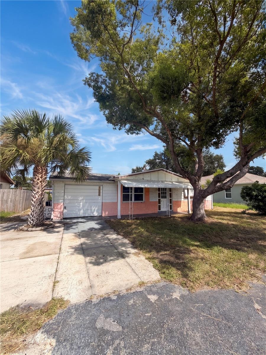 2412 ARCADIA RD Property Photo 1