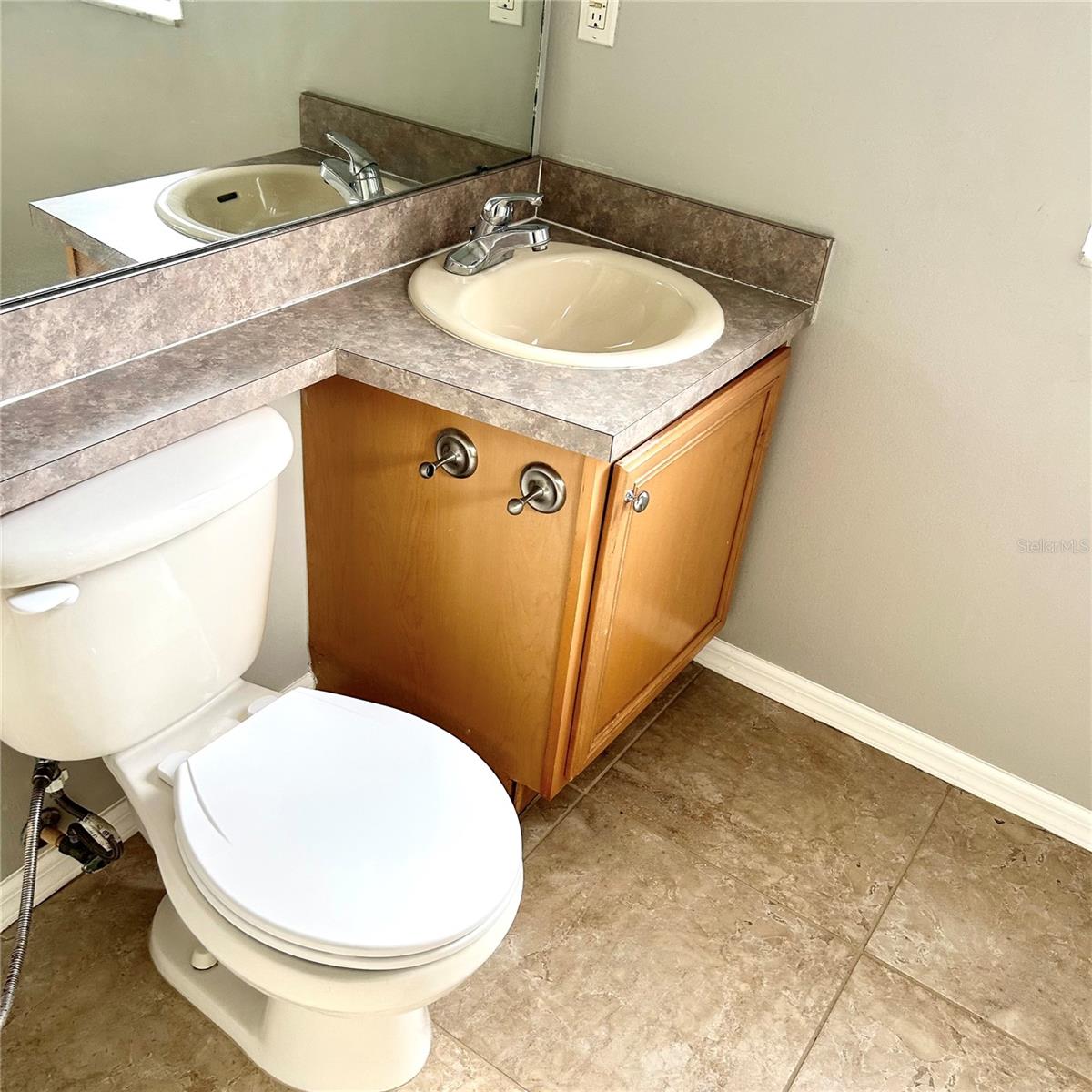 504 Maple Pointe Dr Property Photo 17
