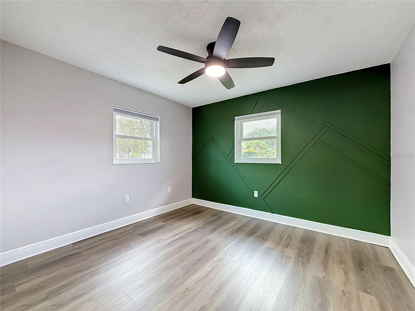 1405 Overcash Dr Property Photo 25
