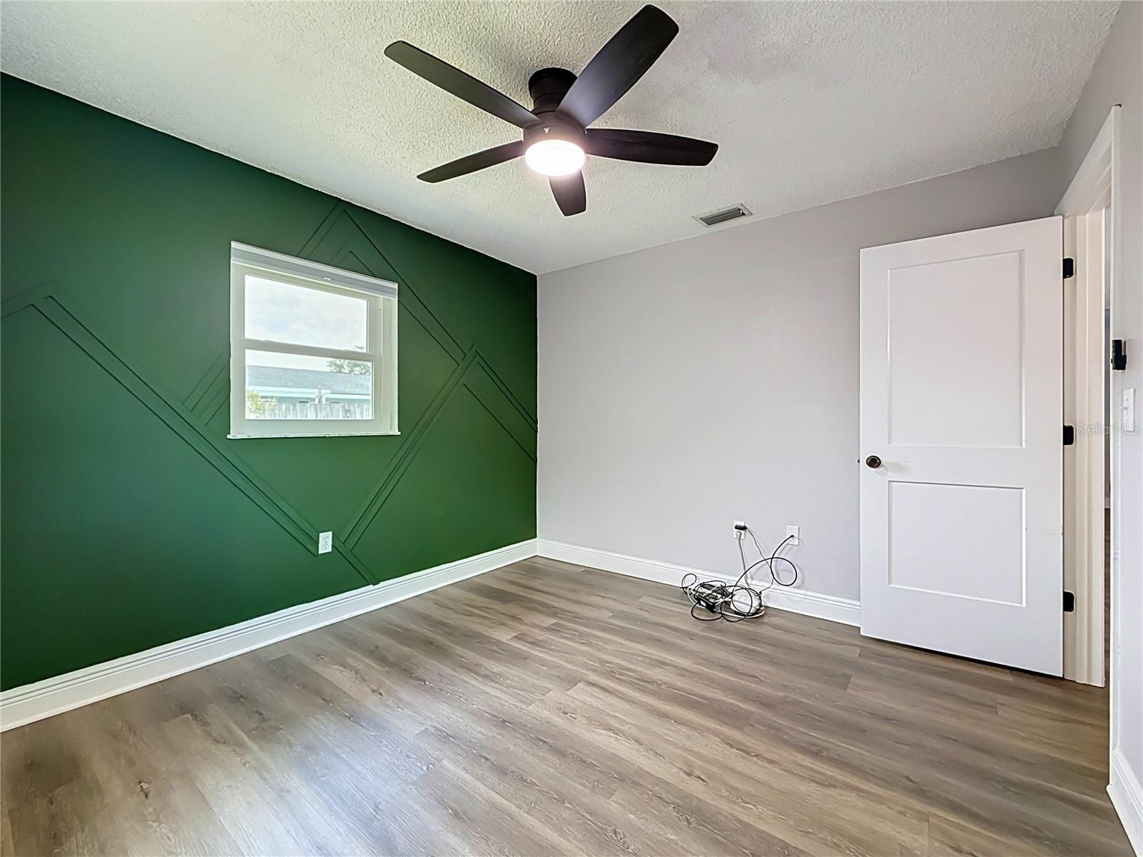 1405 Overcash Dr Property Photo 26