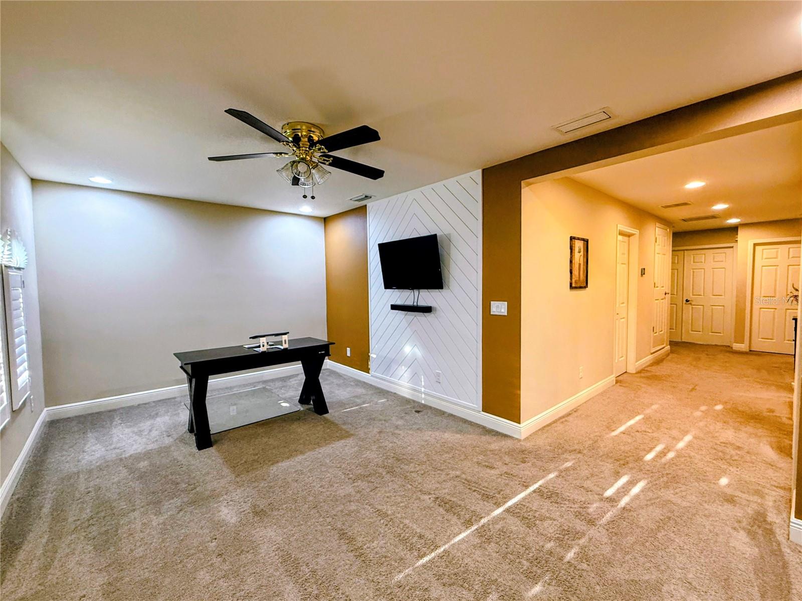 2468 Whittler Br Property Photo 13