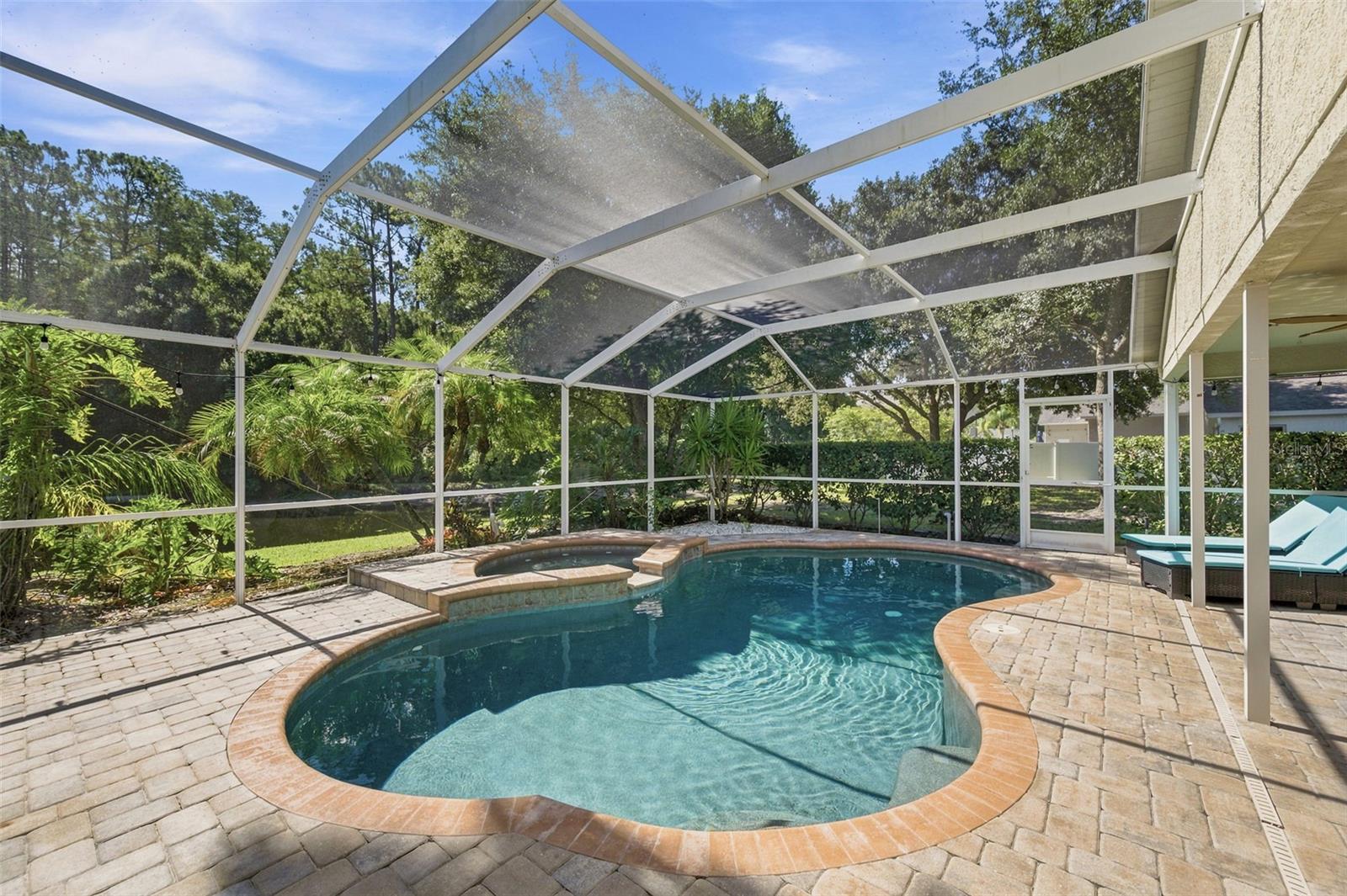 13108 Royal George Ave Property Photo 4