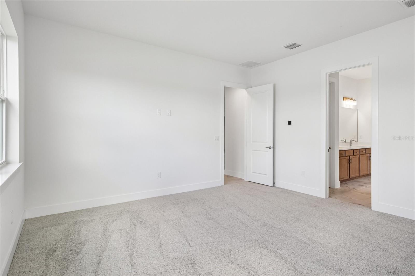 8255 Golden Beach Ct Property Photo 25