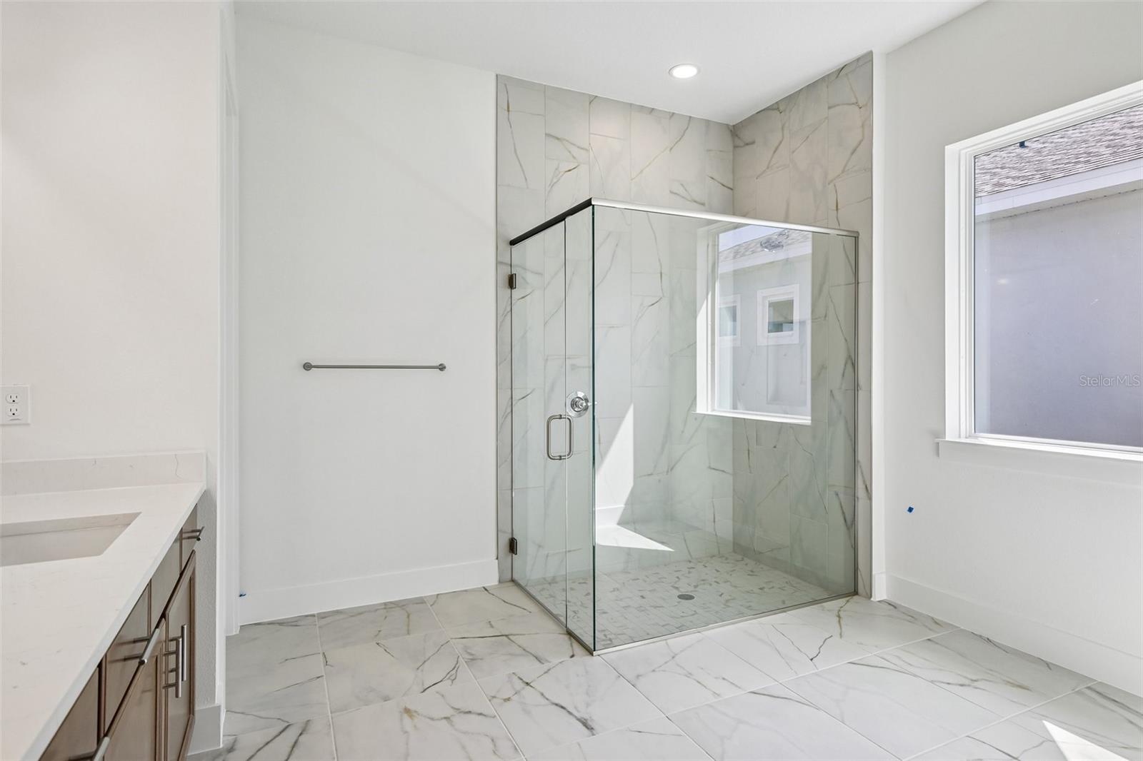 8255 Golden Beach Ct Property Photo 27