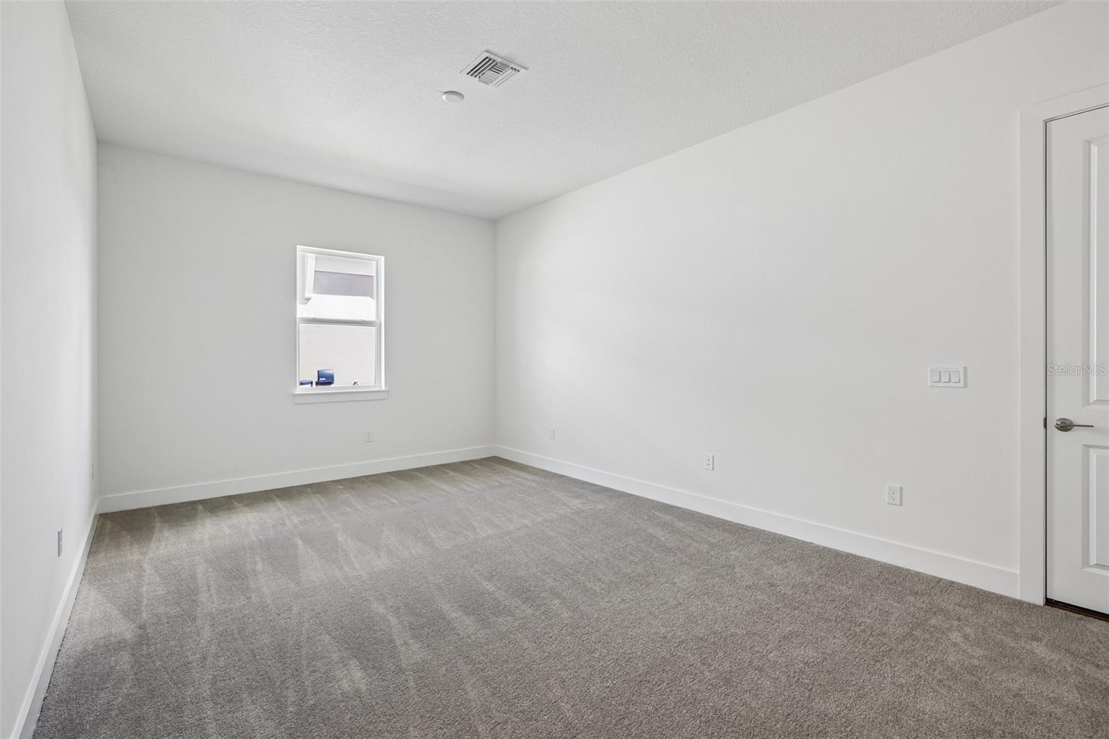 8255 Golden Beach Ct Property Photo 29