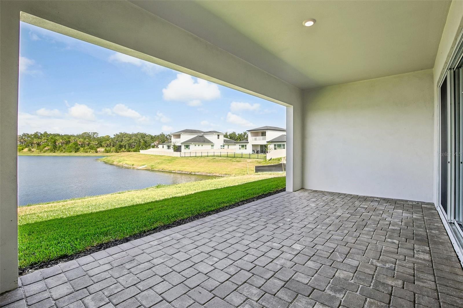 8255 Golden Beach Ct Property Photo 39