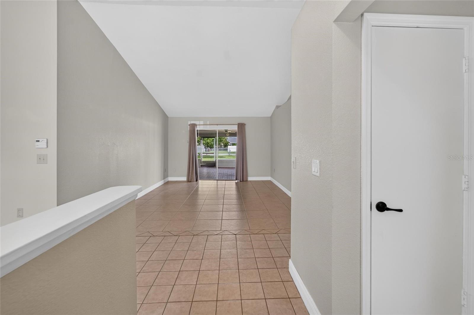 5309 St Lucia Dr Property Photo 4