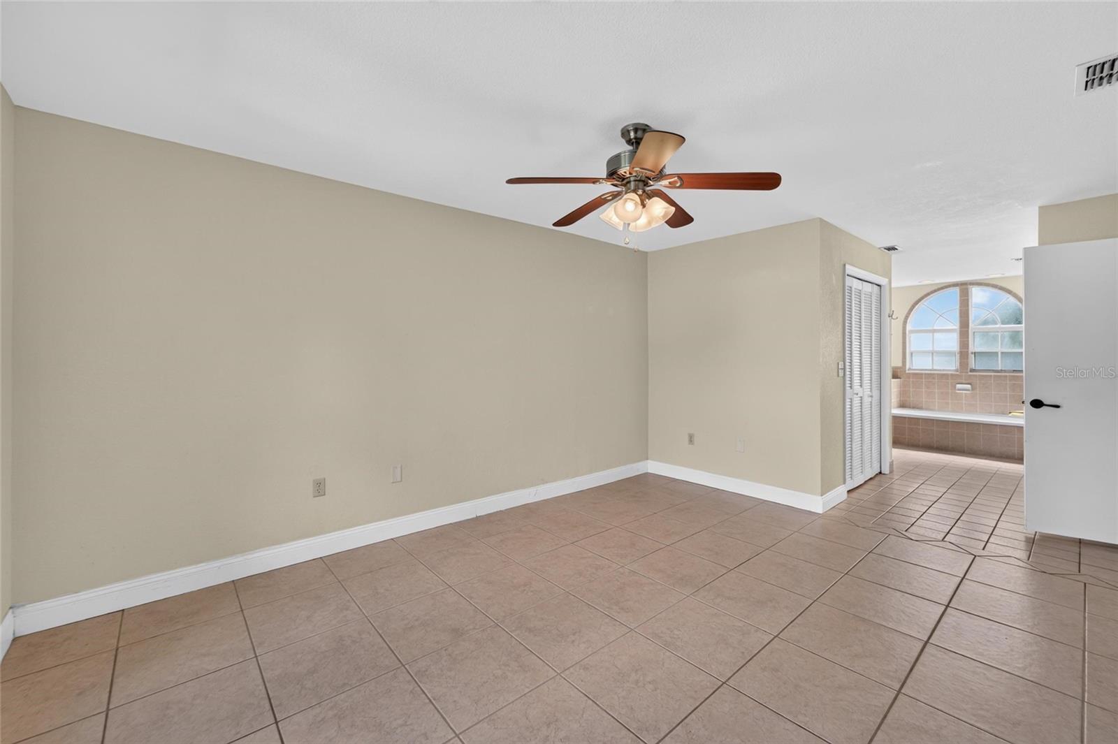 5309 St Lucia Dr Property Photo 14