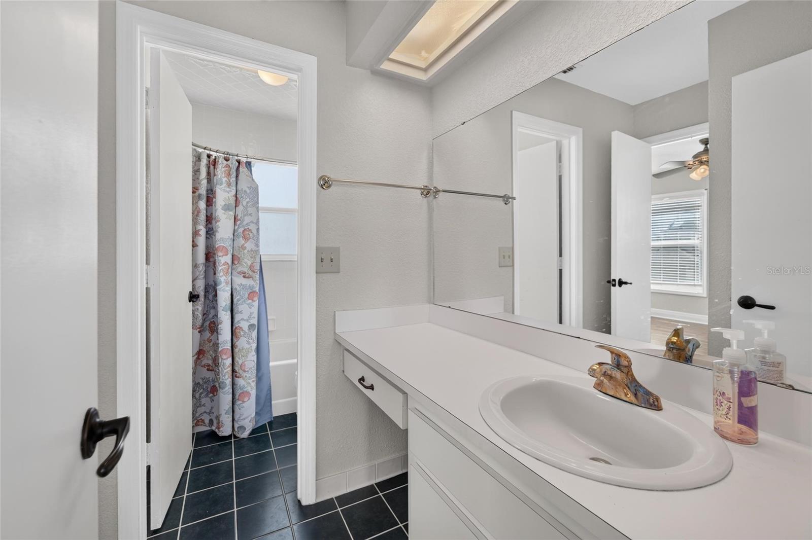 5309 St Lucia Dr Property Photo 32