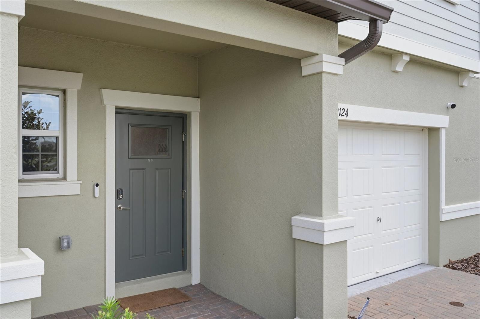 9124 Gallantree Pl Property Photo 2