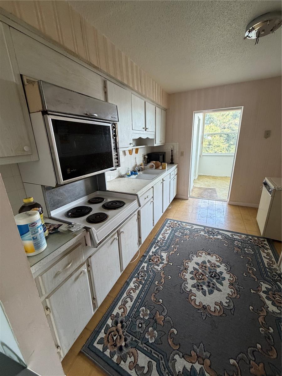 5725 12th Ave N #306d Property Photo 4