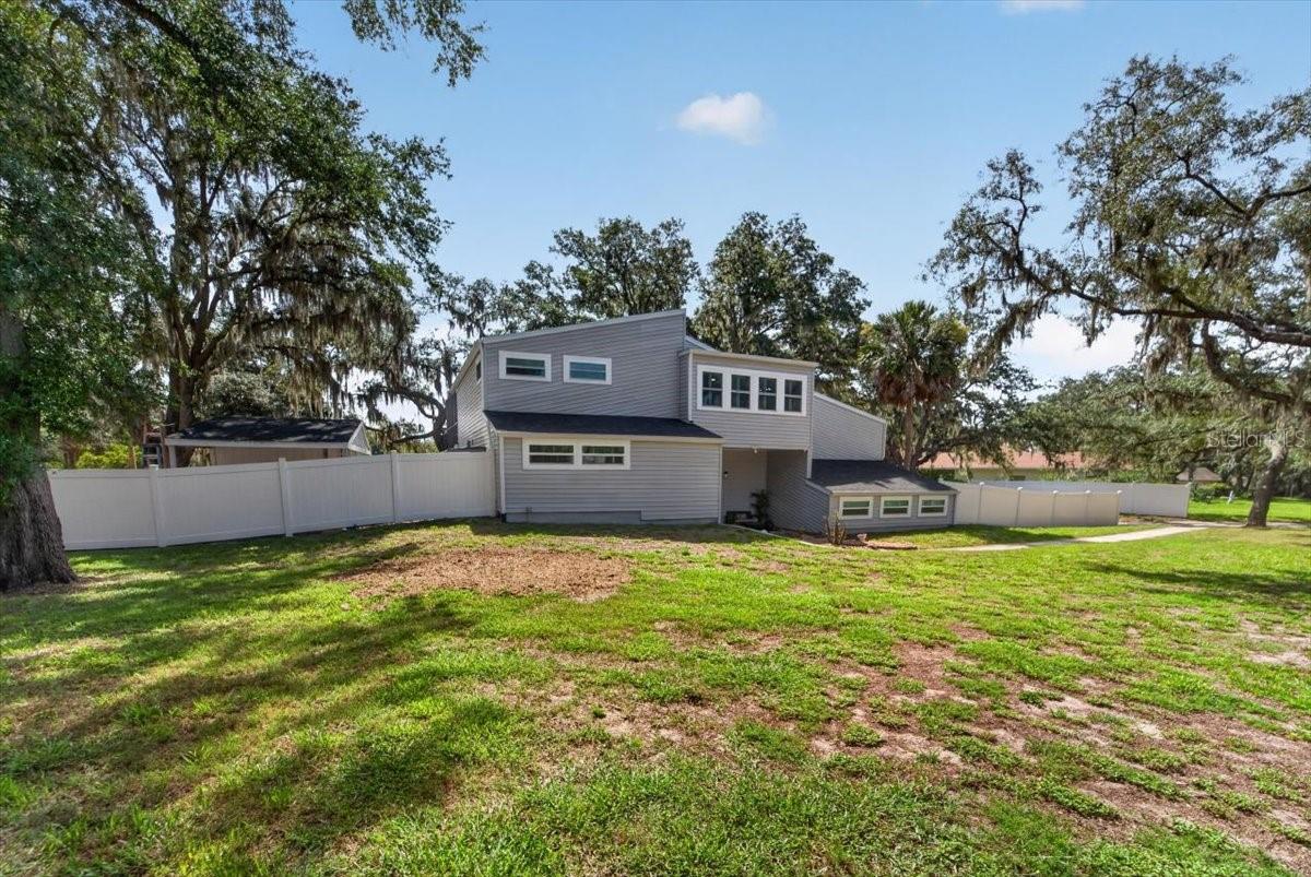 11302 Sandpine Rd Property Photo 8