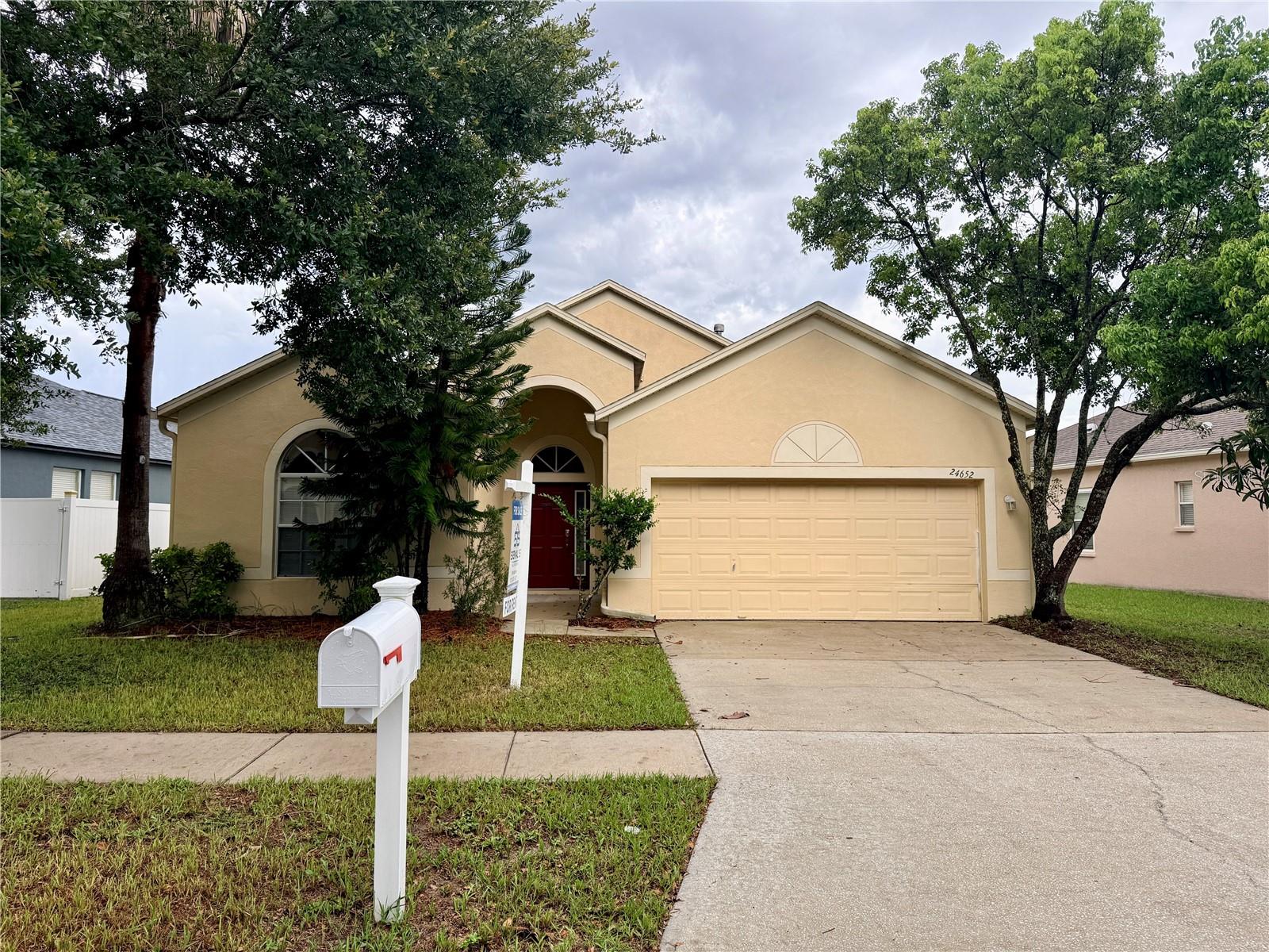 24652 PORTOFINO DR Property Photo 1