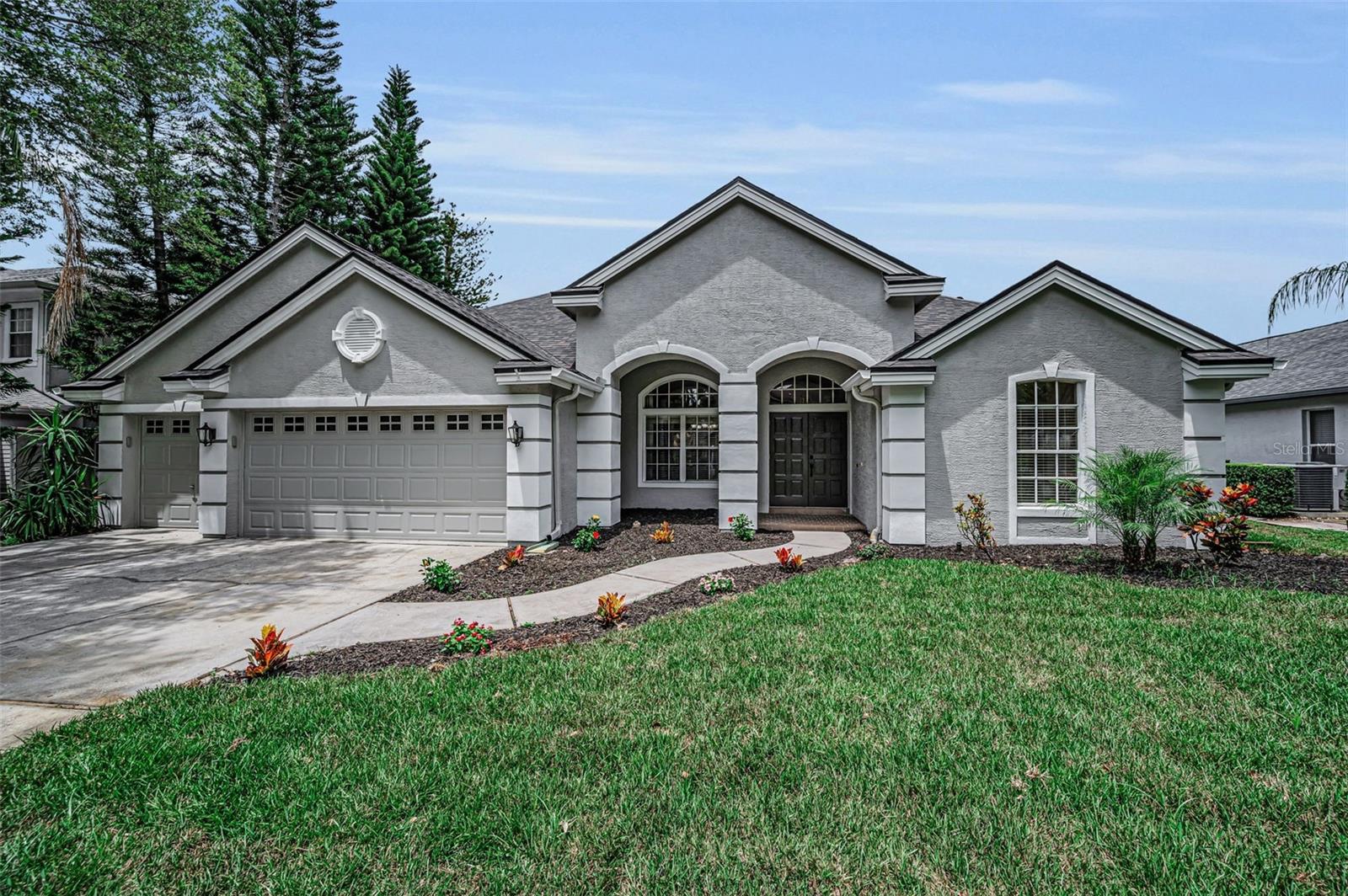 4084 Ligustrum Dr Property Photo 1