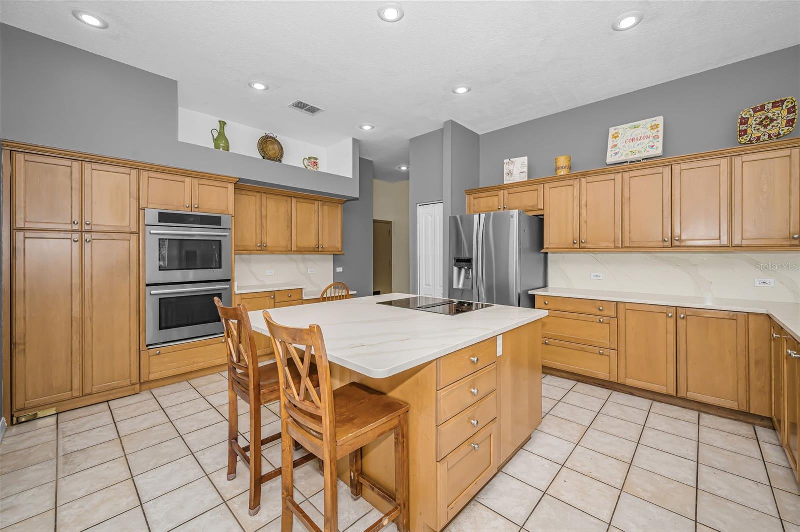 4084 Ligustrum Dr Property Photo 8