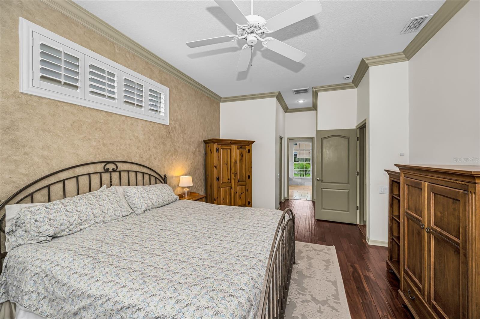 4084 Ligustrum Dr Property Photo 15