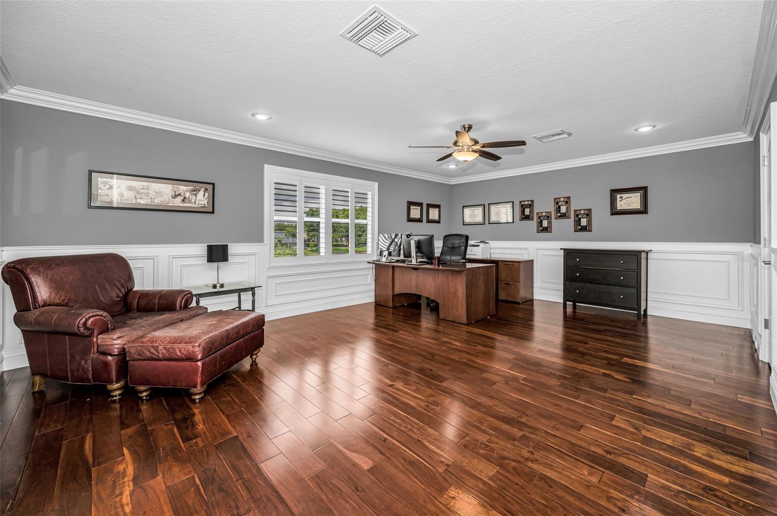 4084 Ligustrum Dr Property Photo 25
