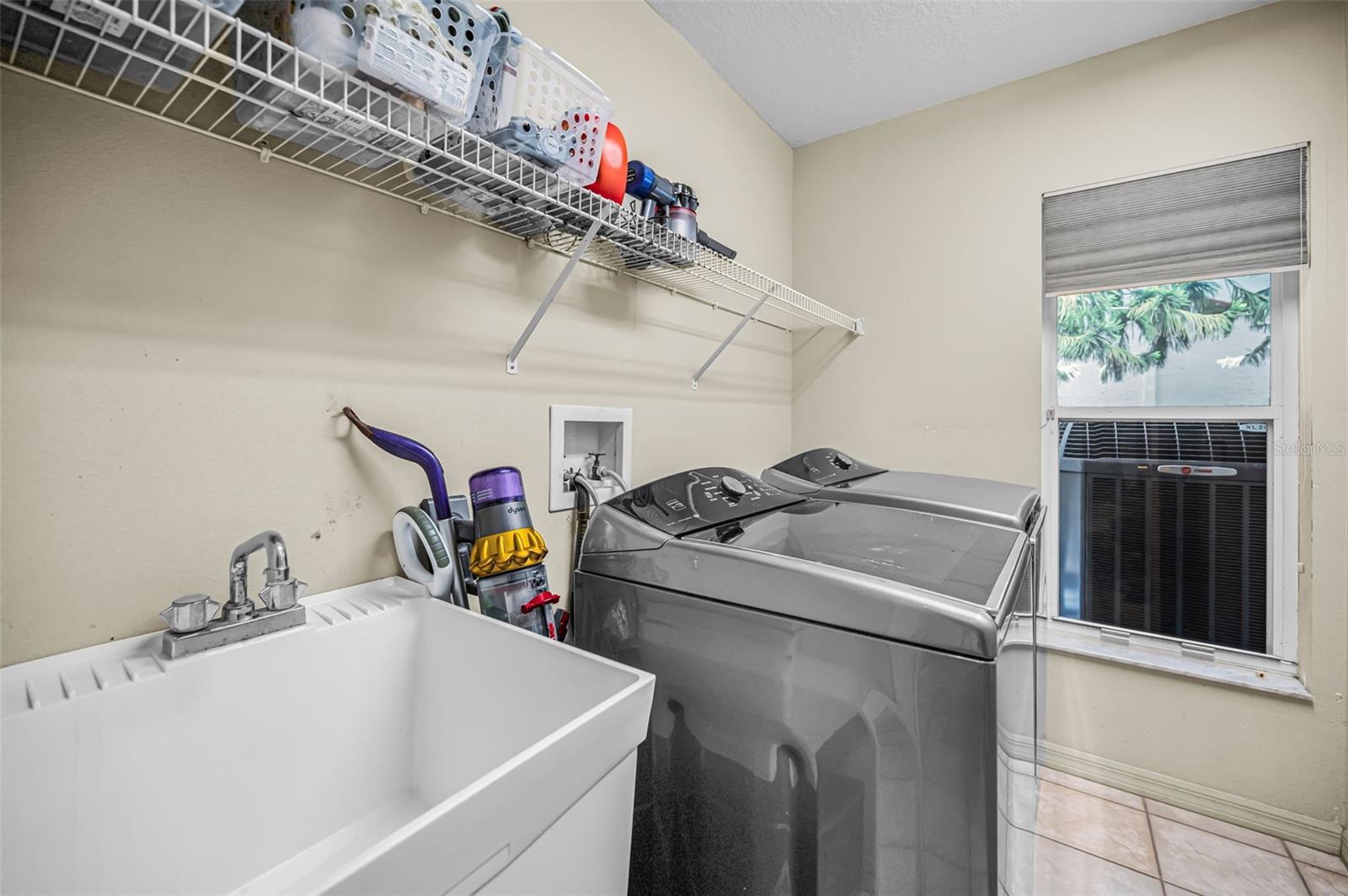 4084 Ligustrum Dr Property Photo 29