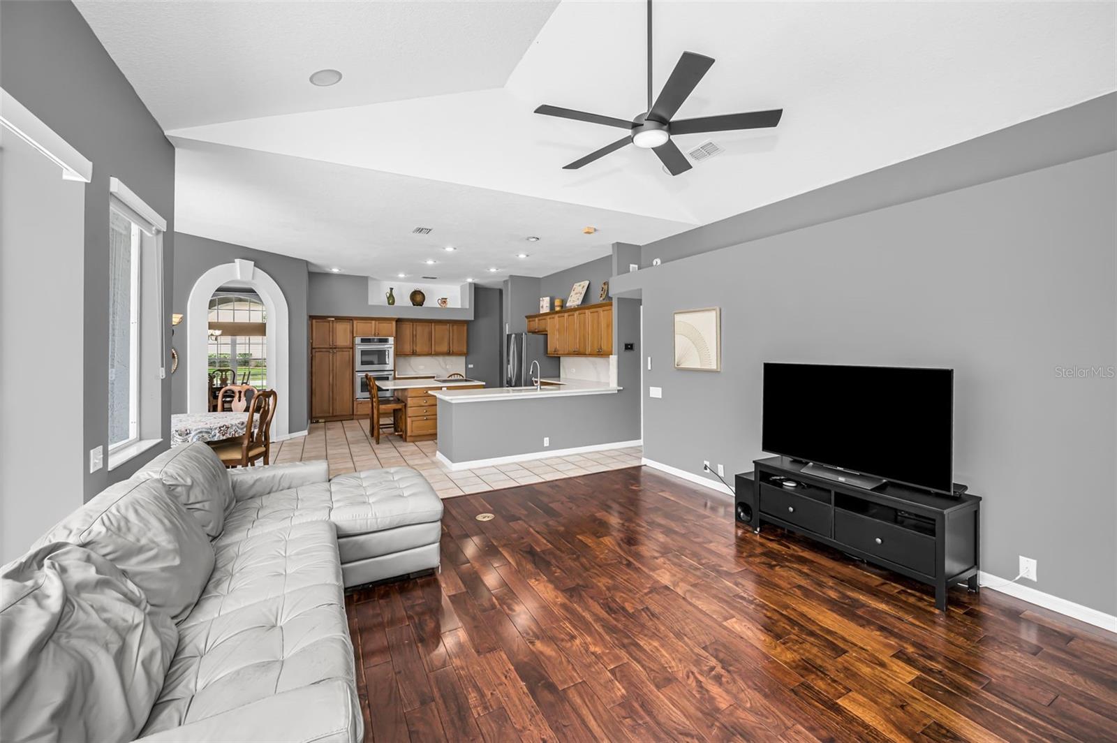 4084 Ligustrum Dr Property Photo 60