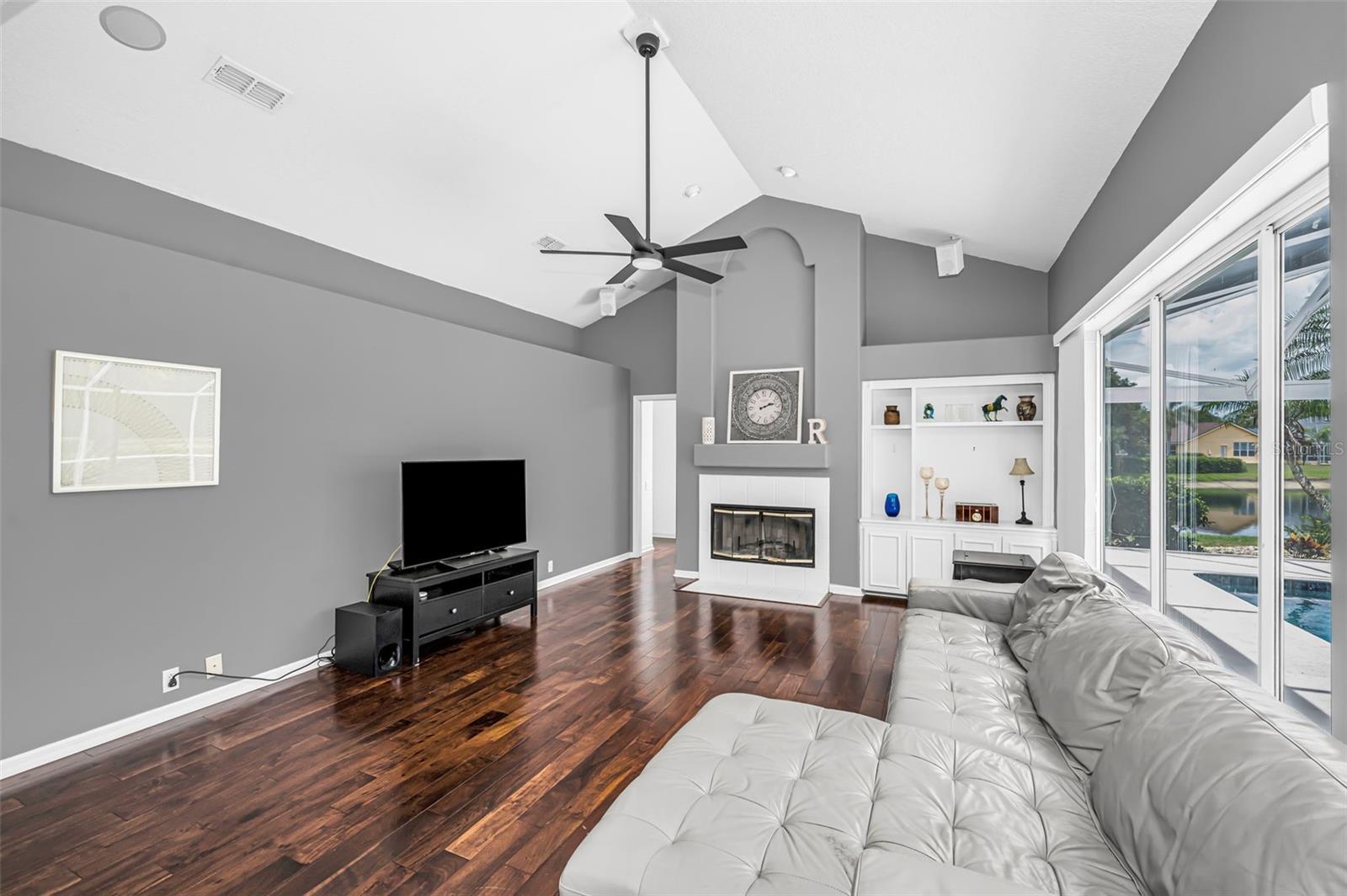 4084 Ligustrum Dr Property Photo 61
