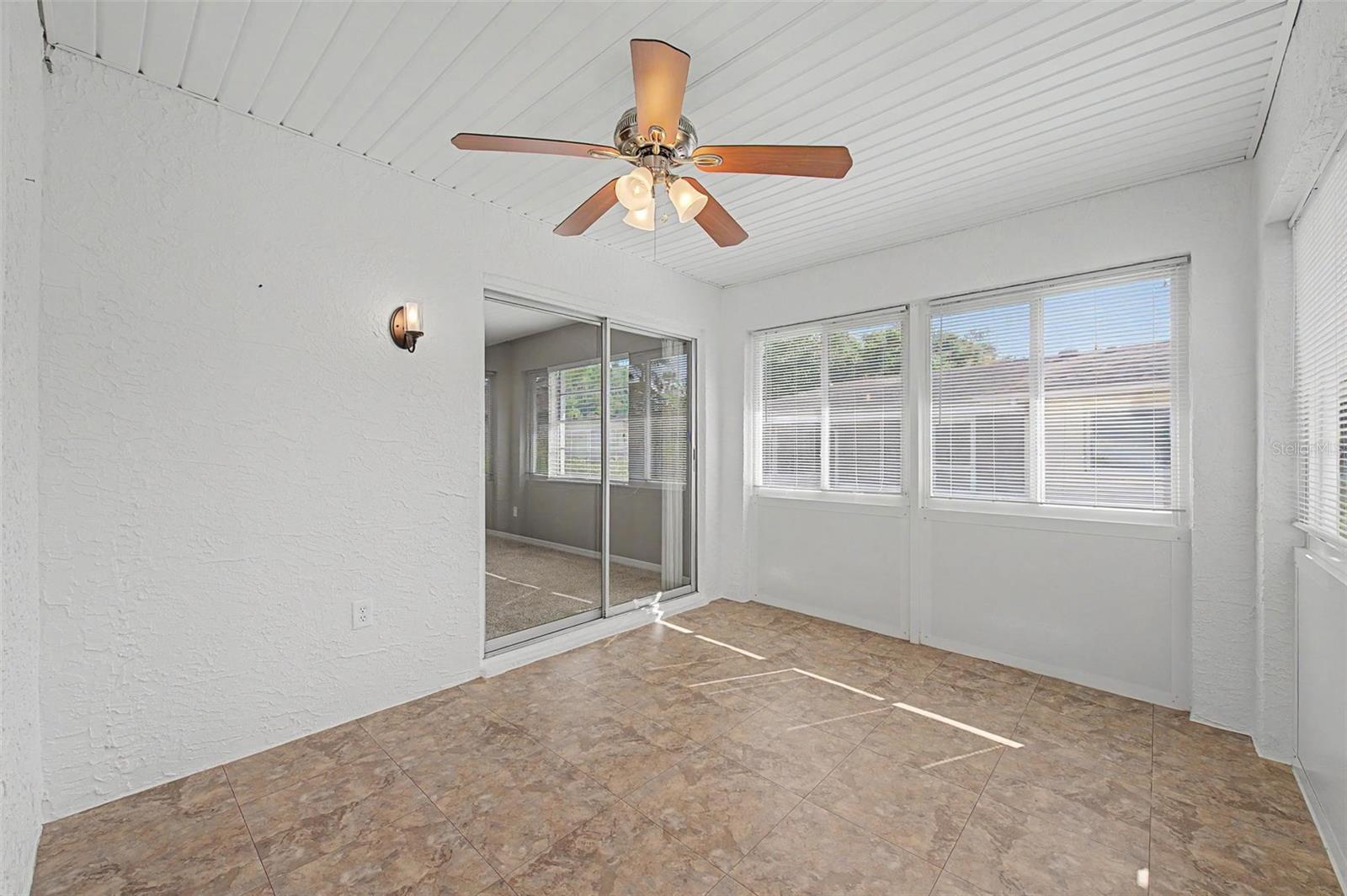 1905 Hanson Ct #305 Property Photo 15