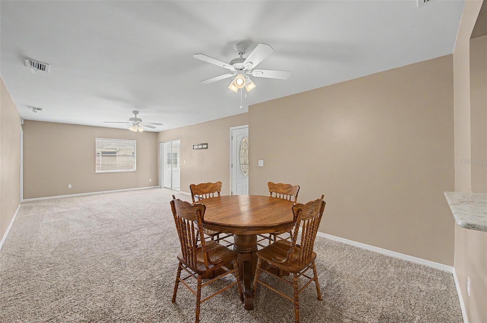 1905 Hanson Ct #305 Property Photo 23