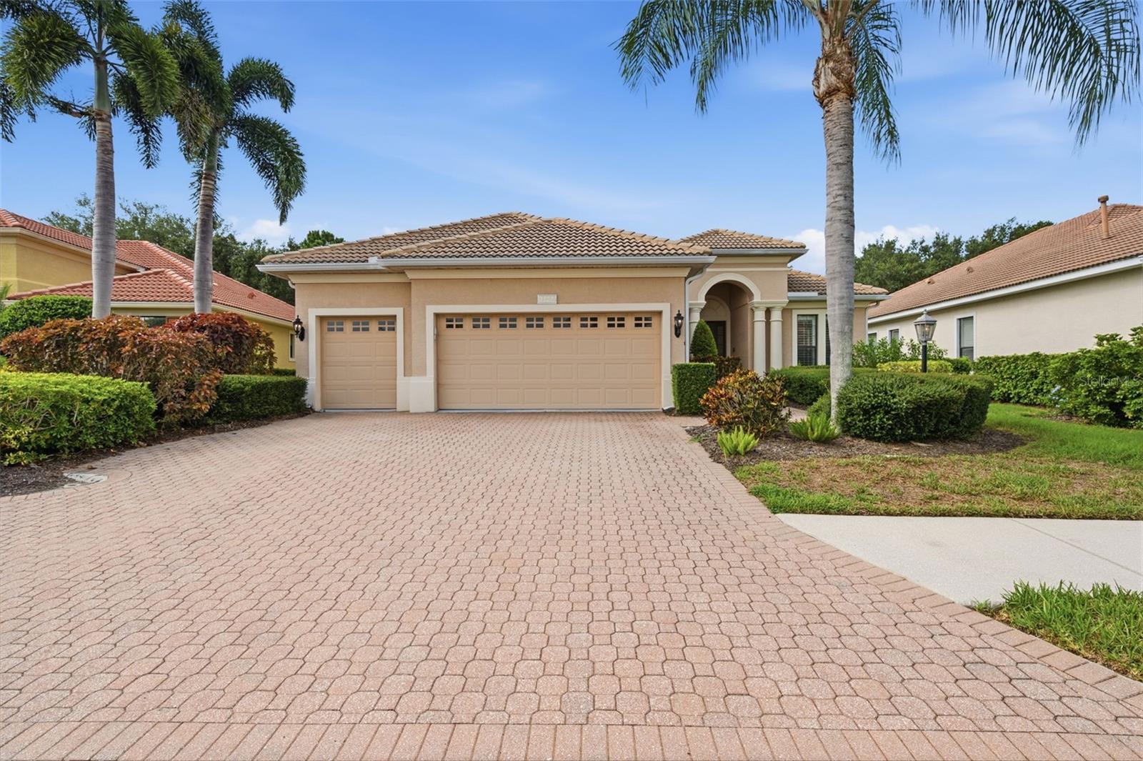 13860 Siena Loop Property Photo 3