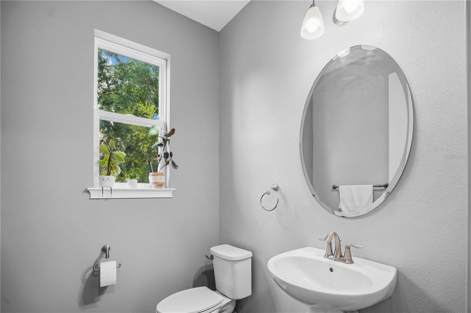 1309 Sunset Wind Loop Property Photo 8