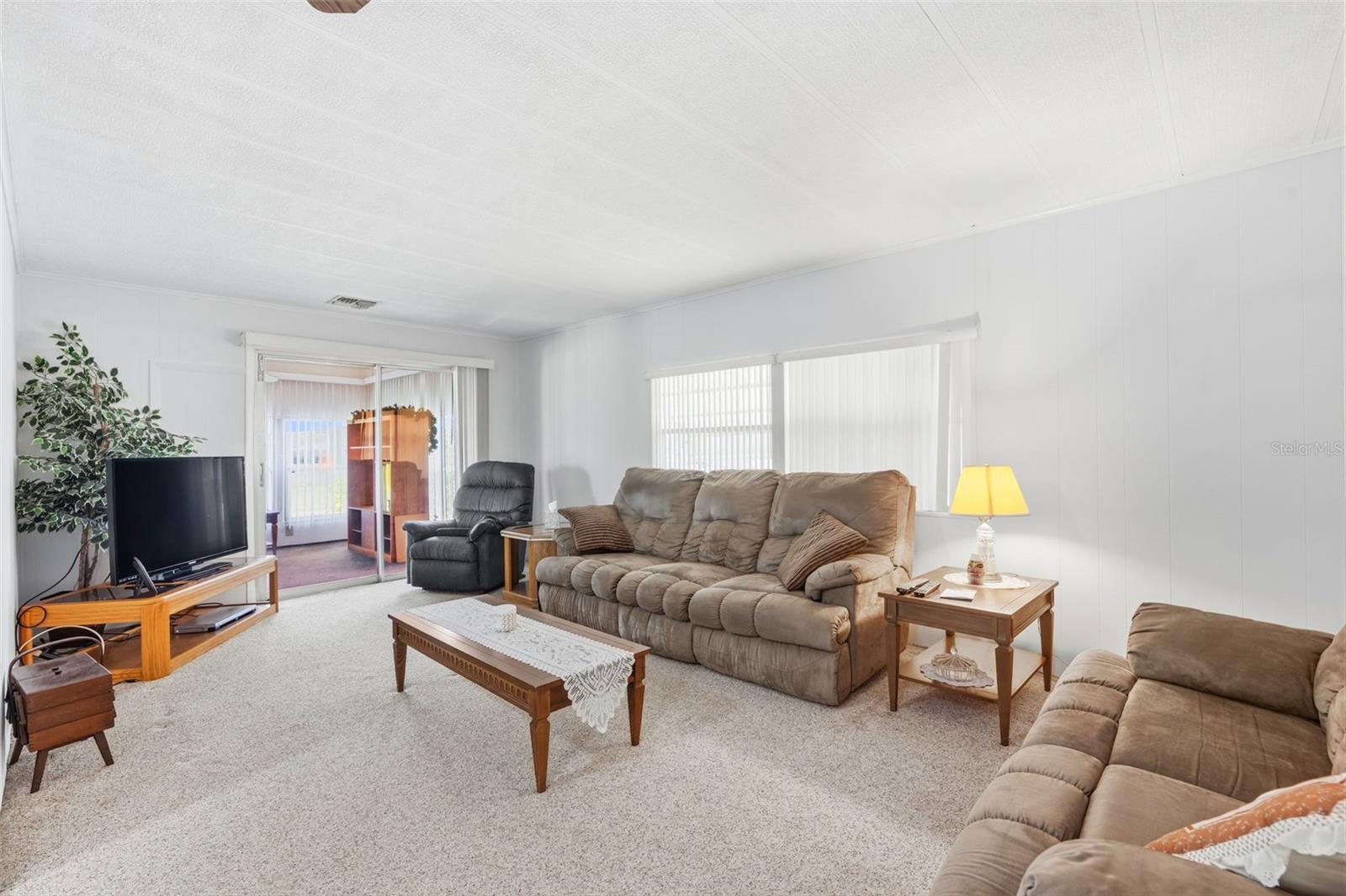 3321 Chatford Dr Property Photo 5