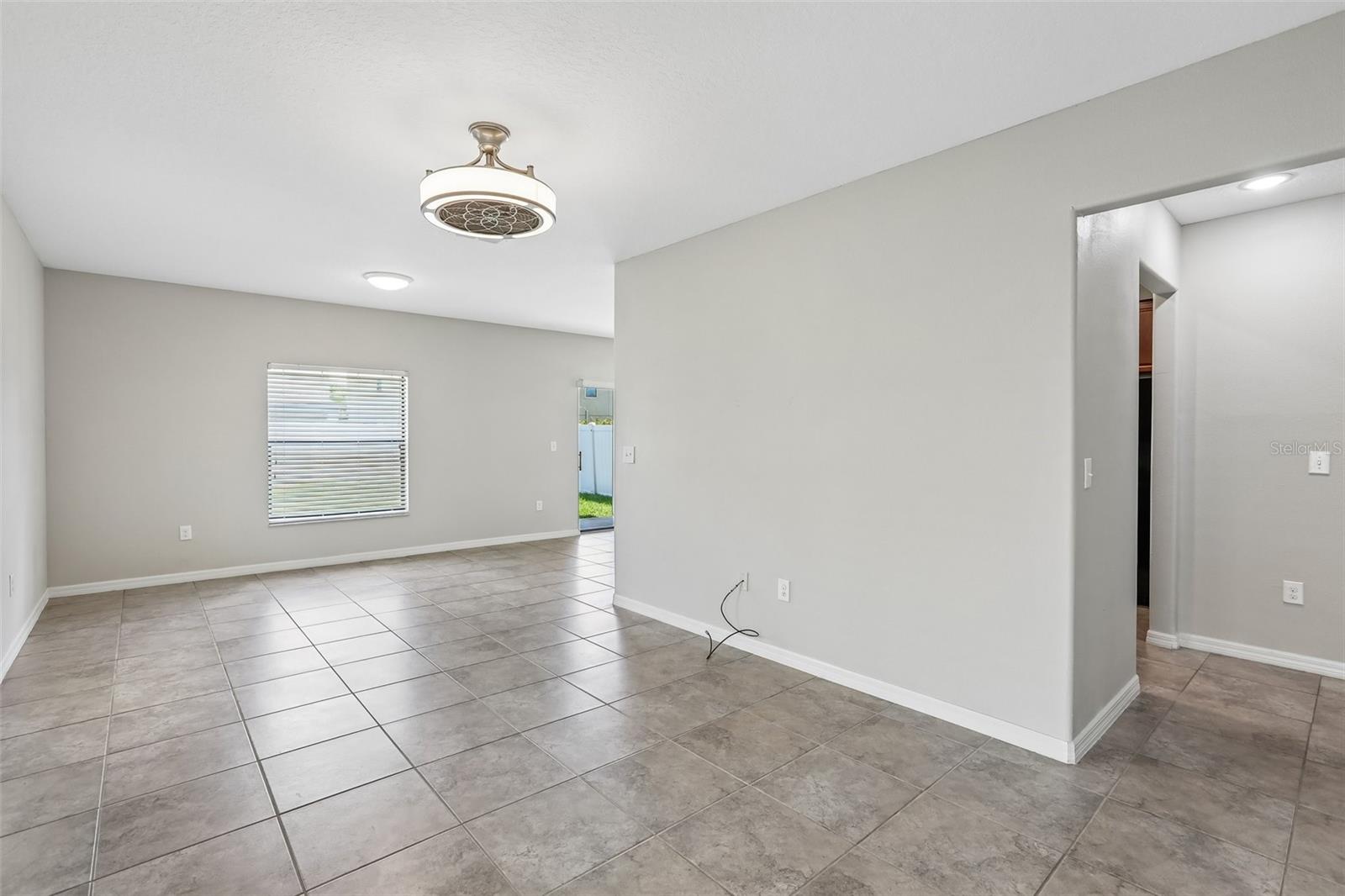 7414 Clary Sage Ave Property Photo 4