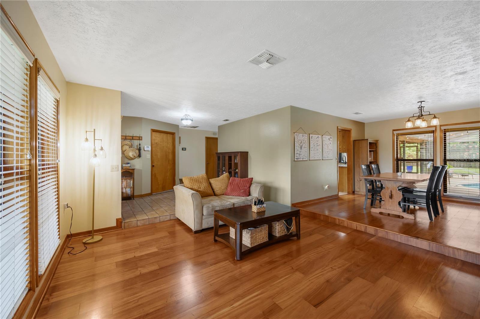 2109 Wheeler Oaks Dr Property Photo 13