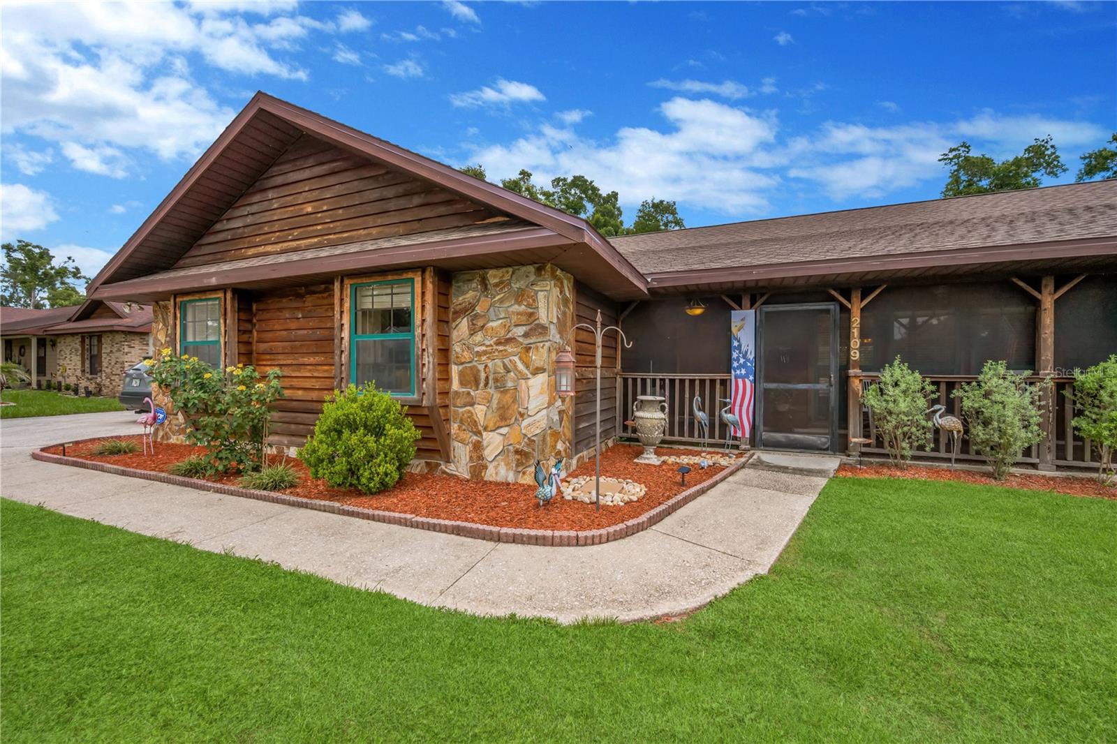 2109 Wheeler Oaks Dr Property Photo 41