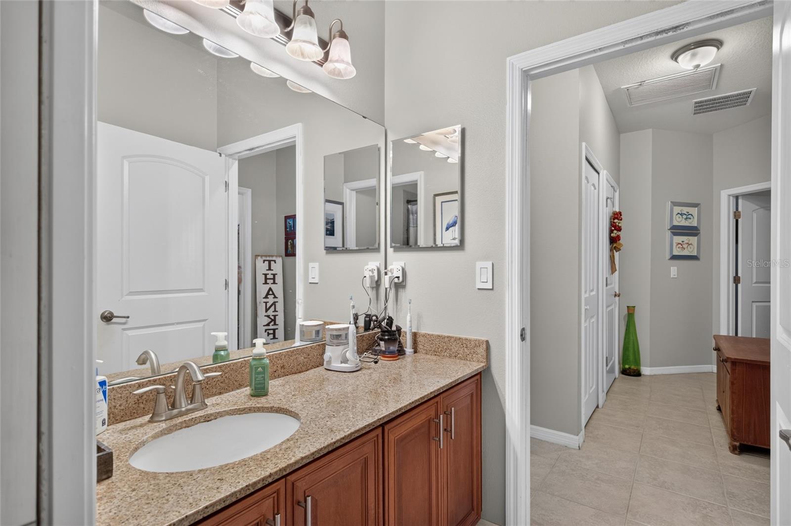 15601 Starling Water Dr Property Photo 31