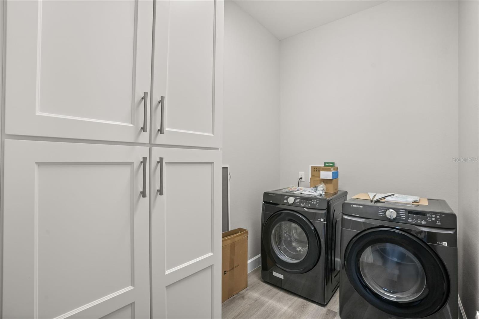 1412 W Harvard St Property Photo 27