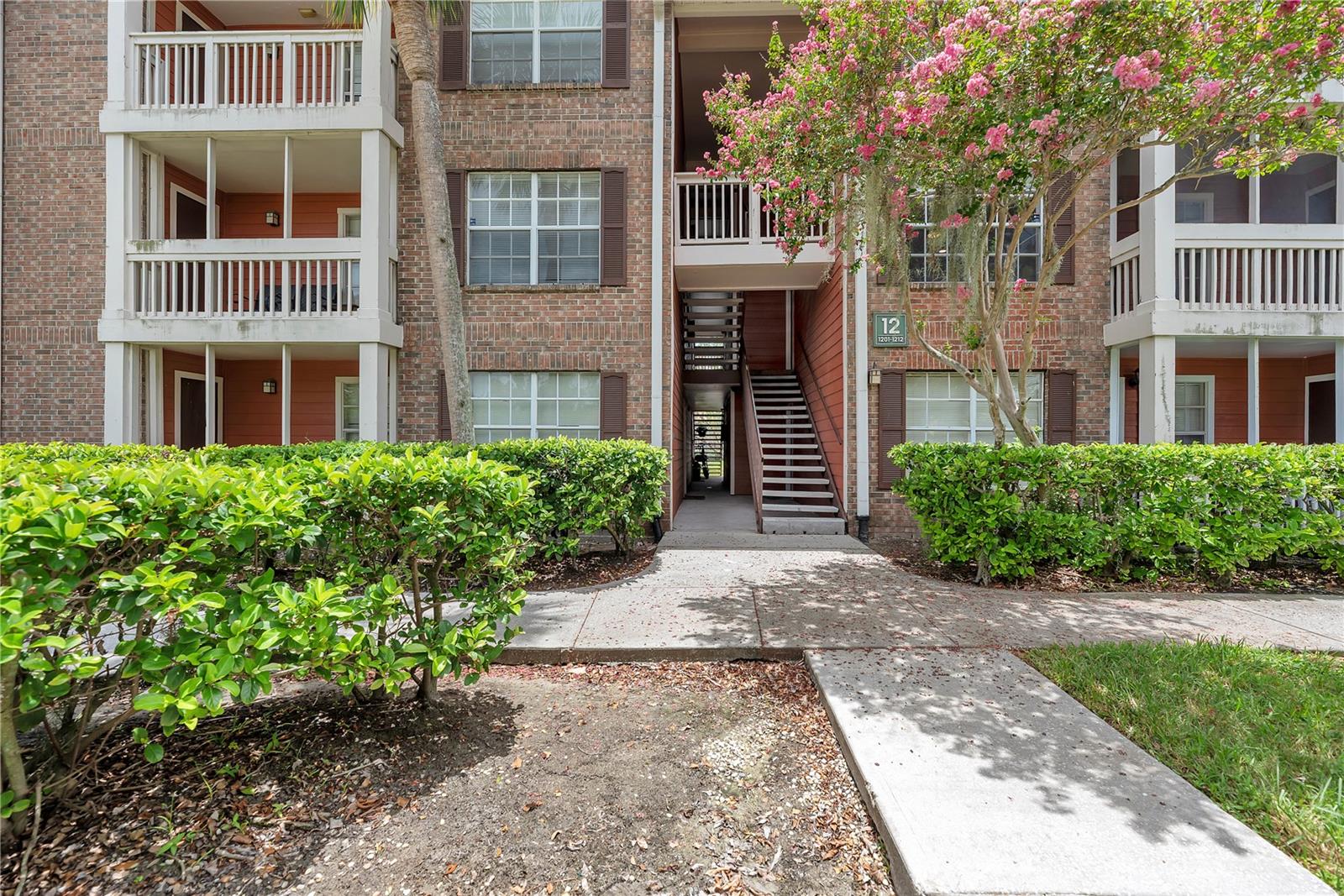 10200 Gandy Blvd N #1205 Property Photo 2
