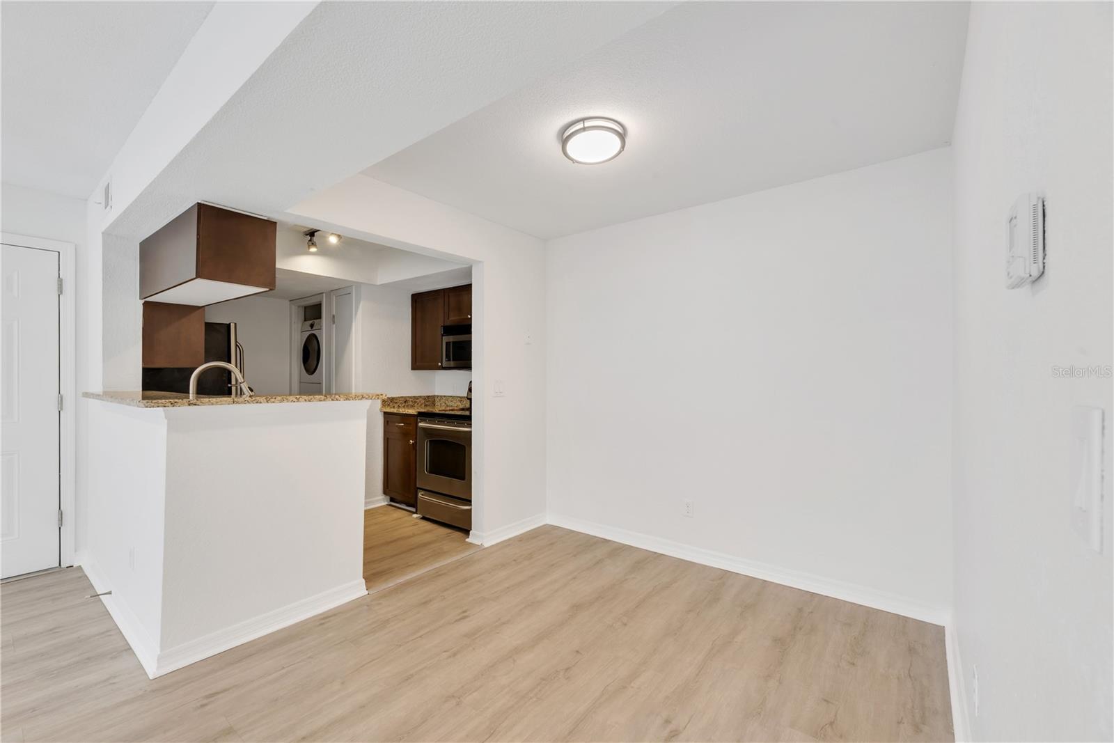 10200 Gandy Blvd N #1205 Property Photo 6