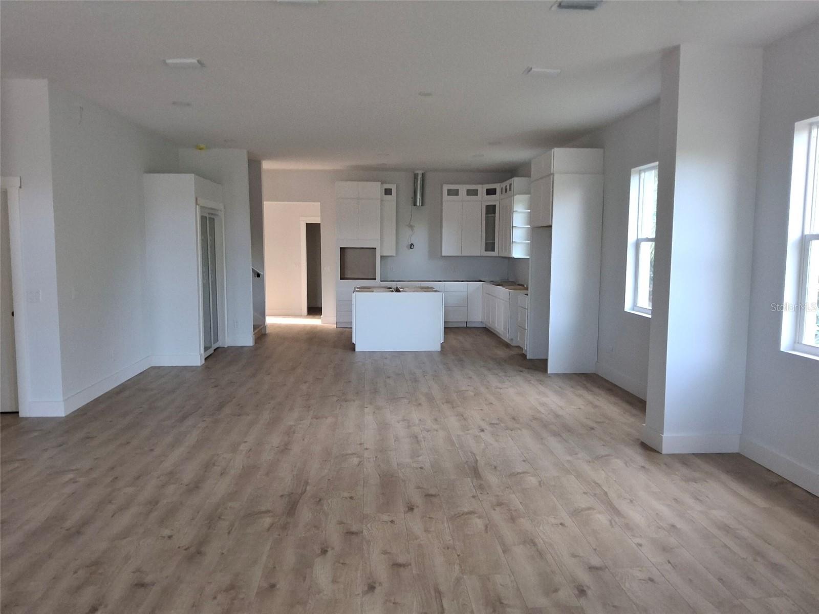 383 Georgia Ave Property Photo 14