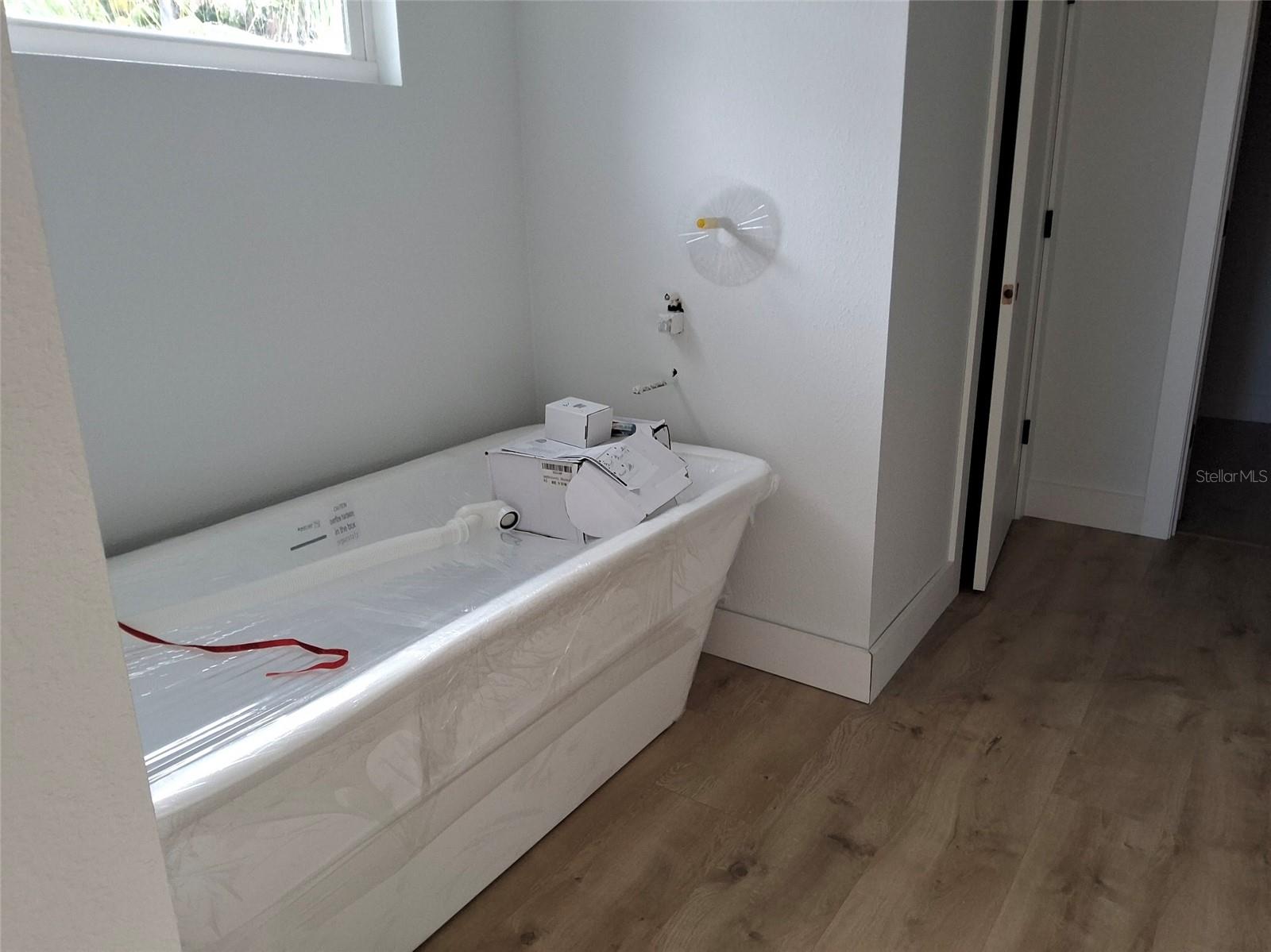 383 Georgia Ave Property Photo 20