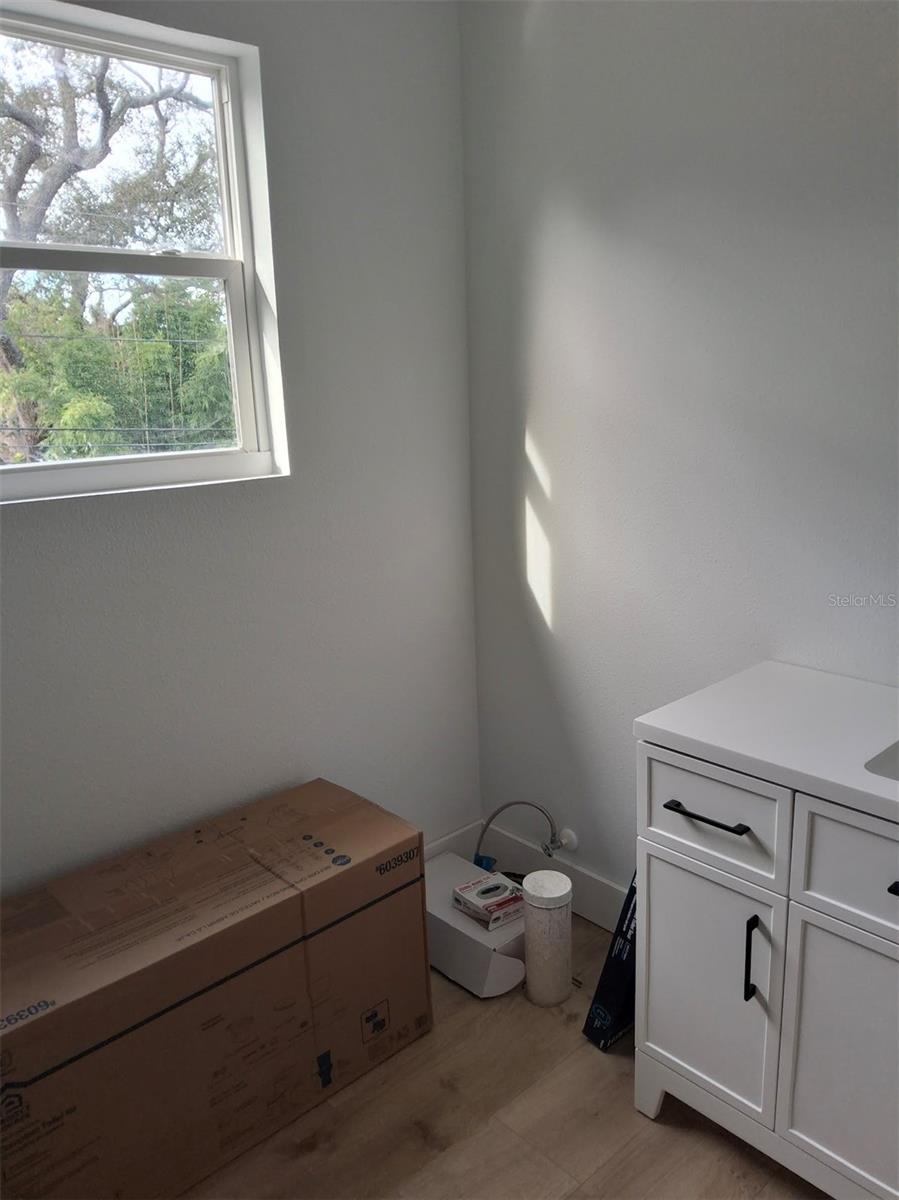 383 Georgia Ave Property Photo 38