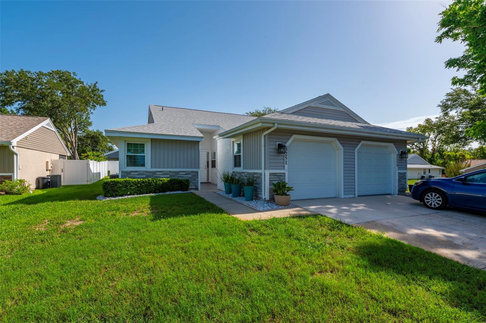 3251 LATANA DR Property Photo 1
