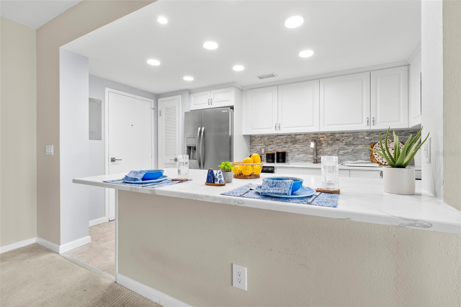 7100 Sunshine Skyway Ln S #704 Property Photo 5