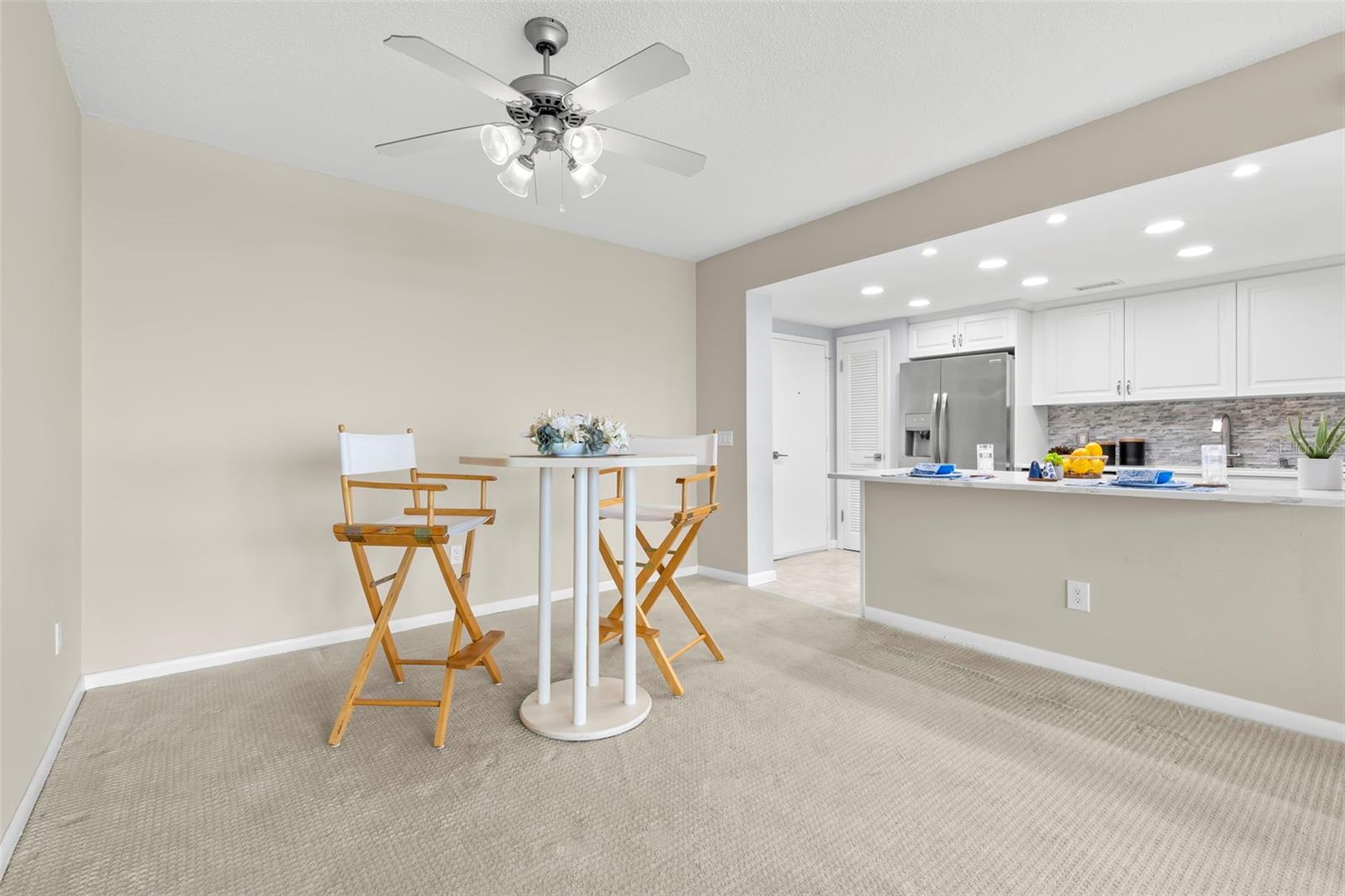 7100 Sunshine Skyway Ln S #704 Property Photo 8