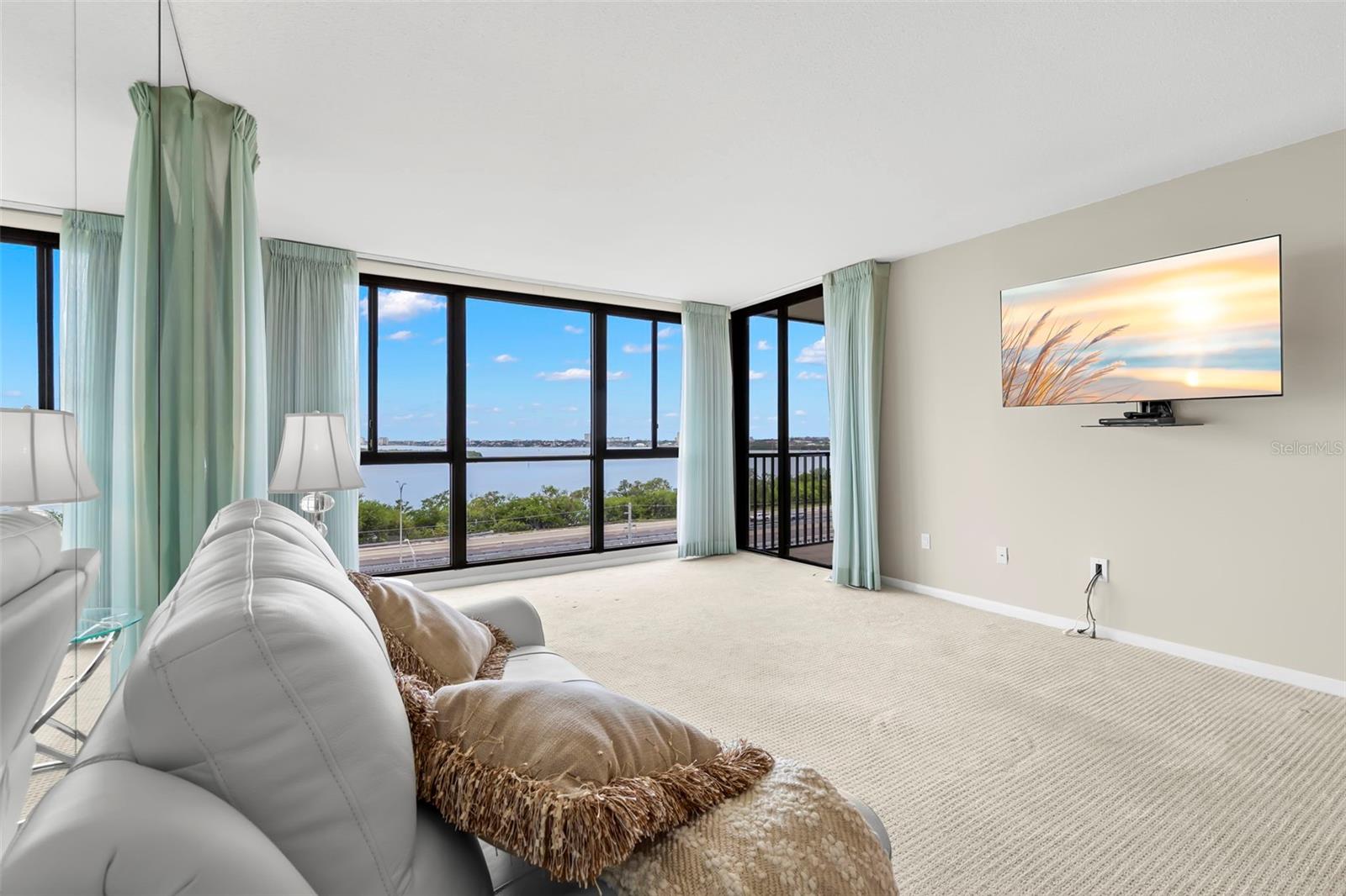 7100 Sunshine Skyway Ln S #704 Property Photo 9